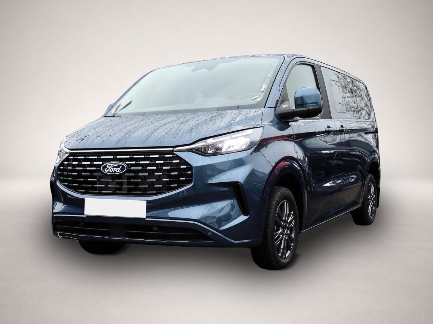 Ford Tourneo Custom (02/2026, Diesel)