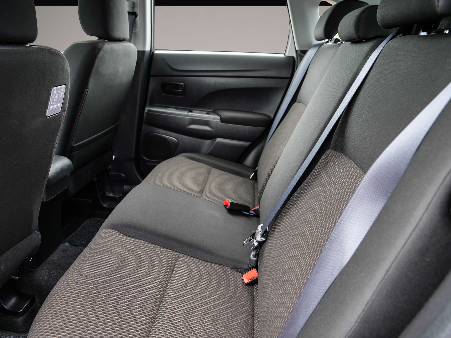 Mitsubishi ASX (01/2020, Benzin)