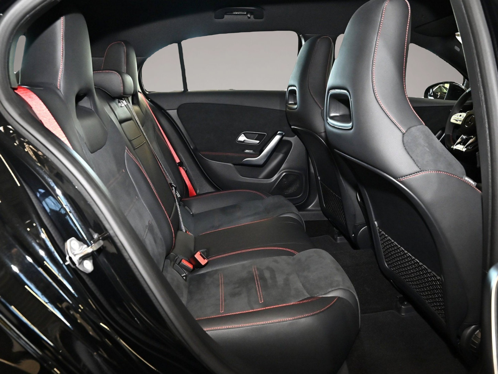 Mercedes-Benz A 45 AMG (03/2022, Benzin)