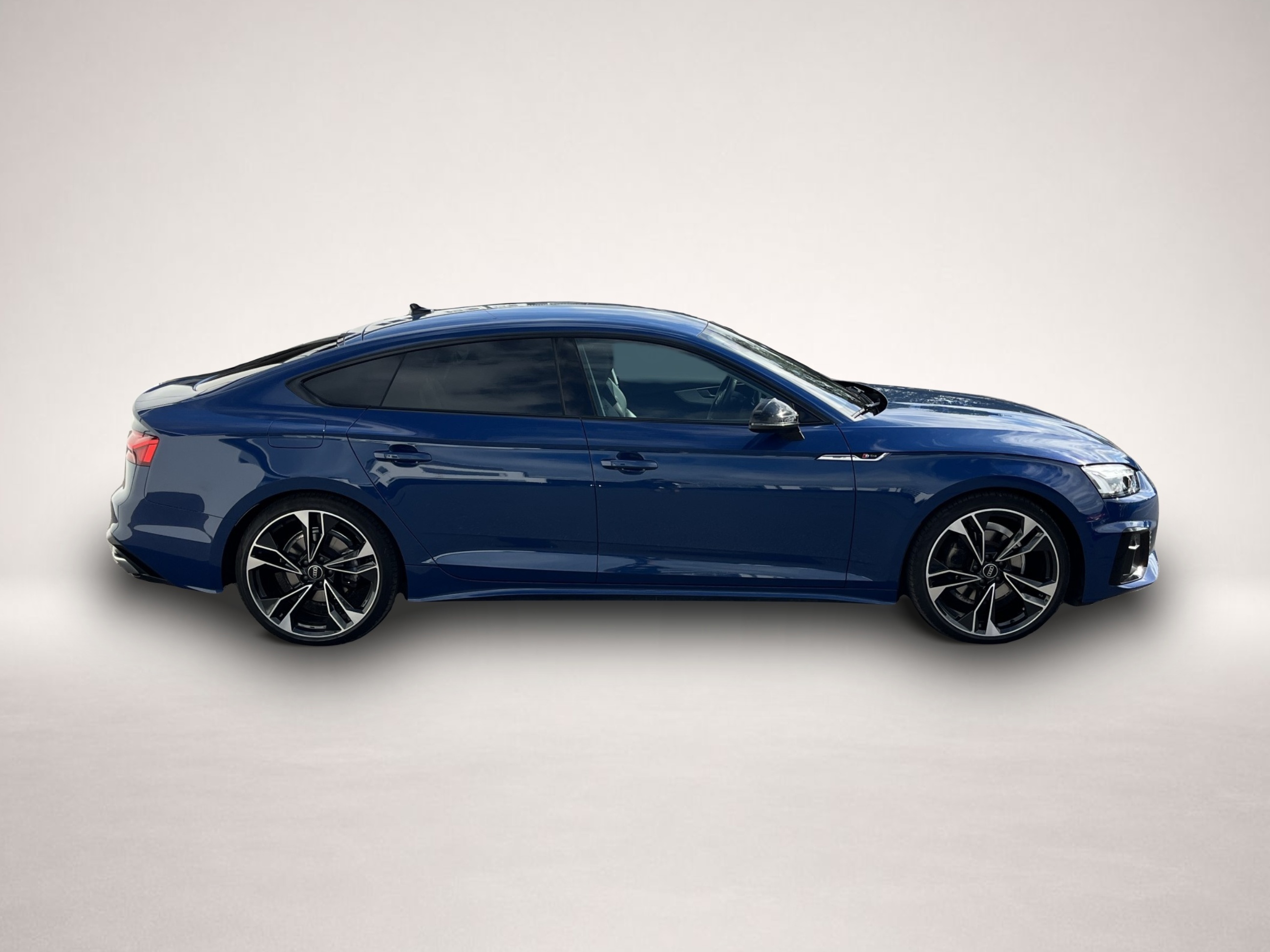 Audi A5 (08/2023, Hybrid (Benzin/Elektro))
