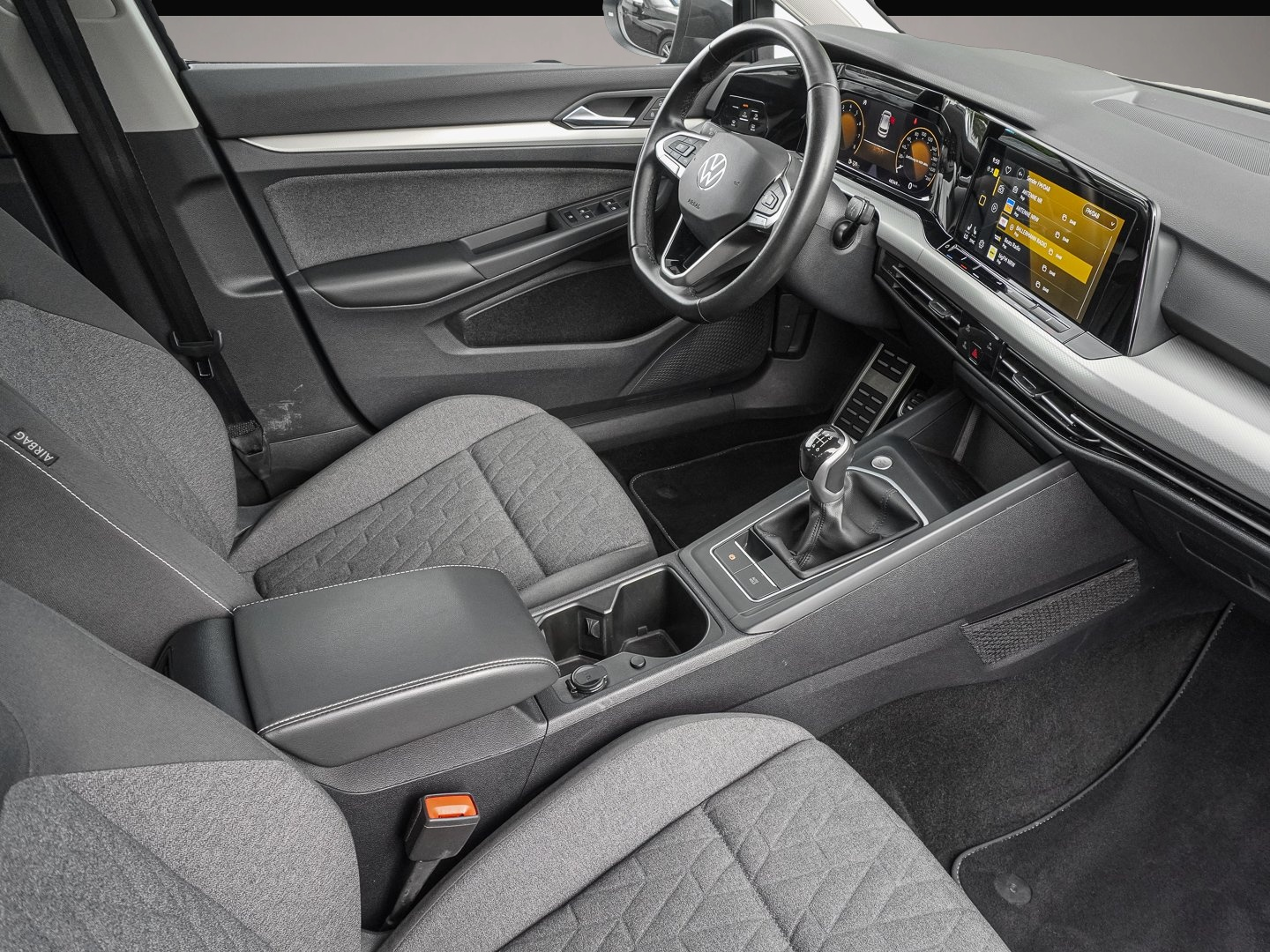 Volkswagen Golf (05/2024, )