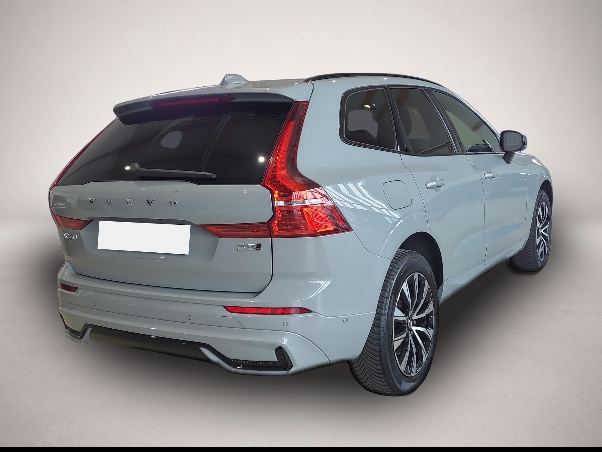 Volvo XC60 (02/2025, Benzin)