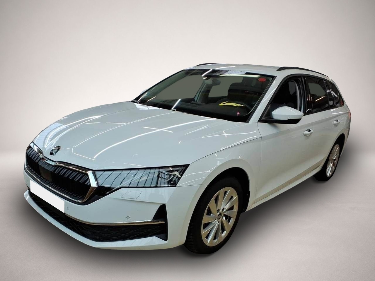 Skoda Octavia (10/2025, Benzin)