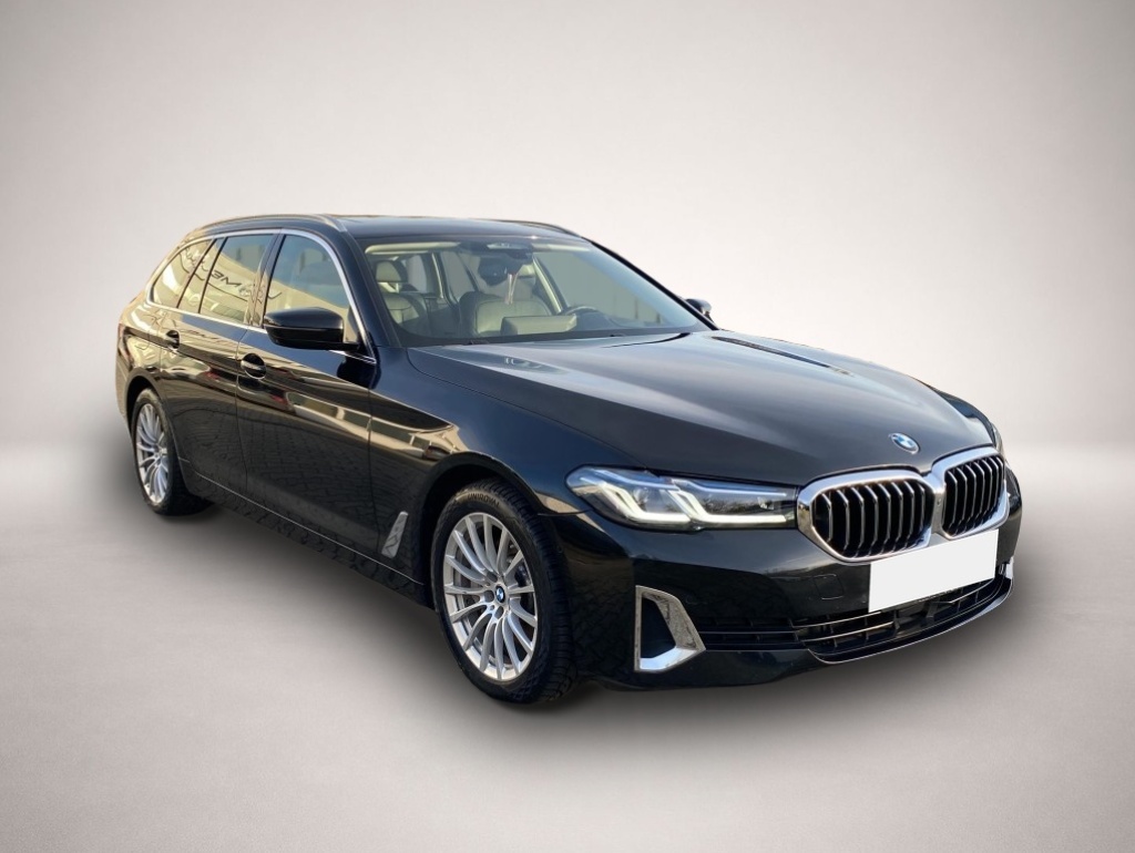 BMW 530 (07/2023, Benzin)