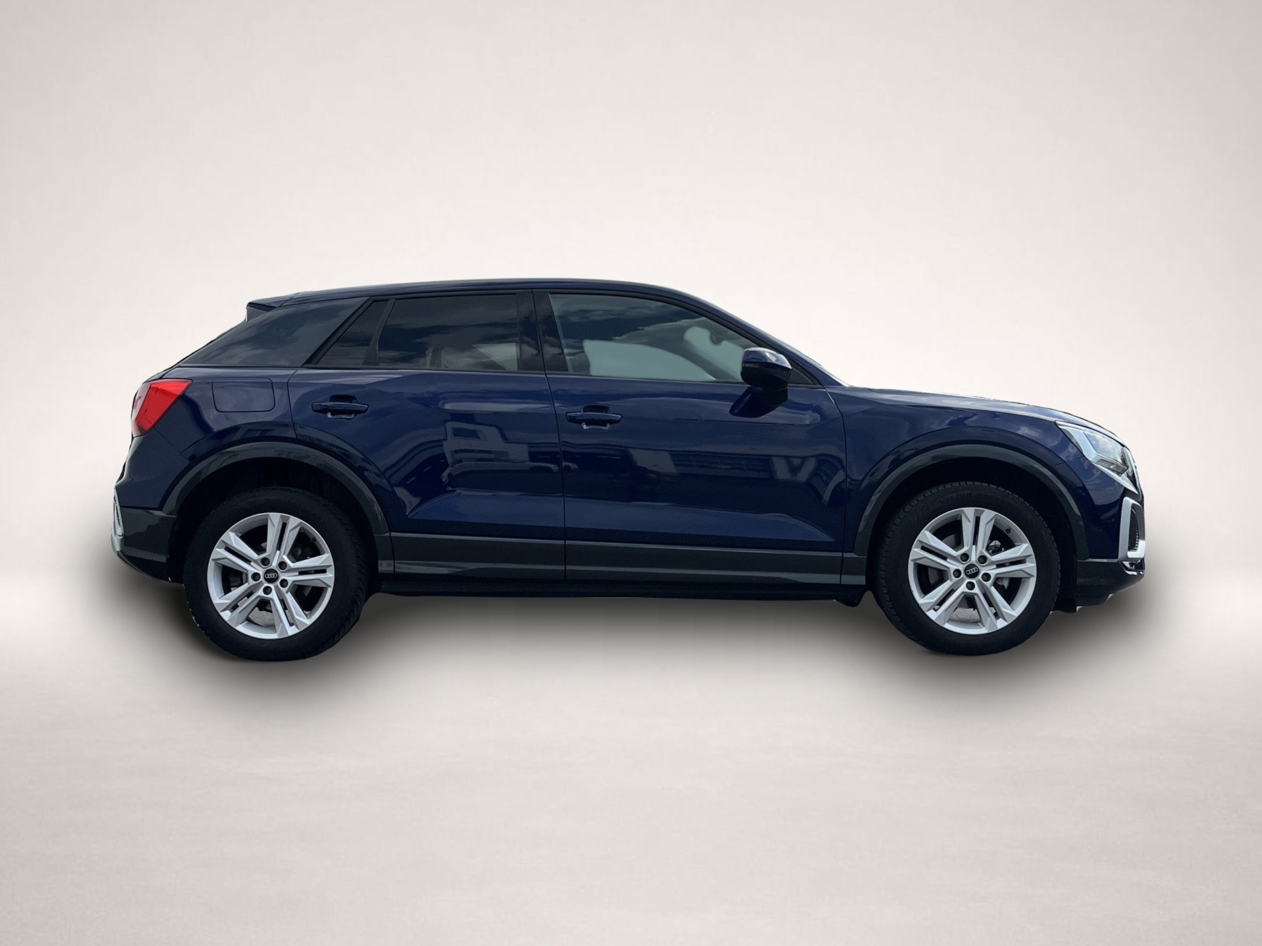 Audi Q2 (05/2024, Benzin)