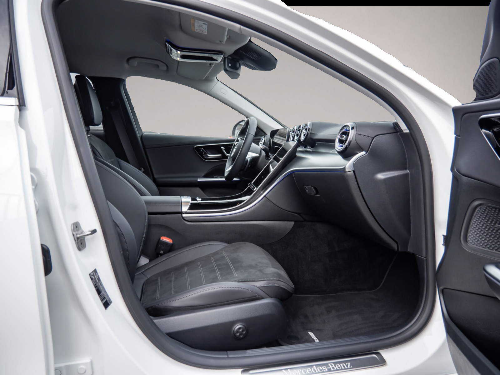 Mercedes-Benz C 300 (02/2025, Hybrid (Benzin/Elektro))