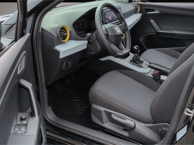 Seat Arona (12/2023, Benzin)