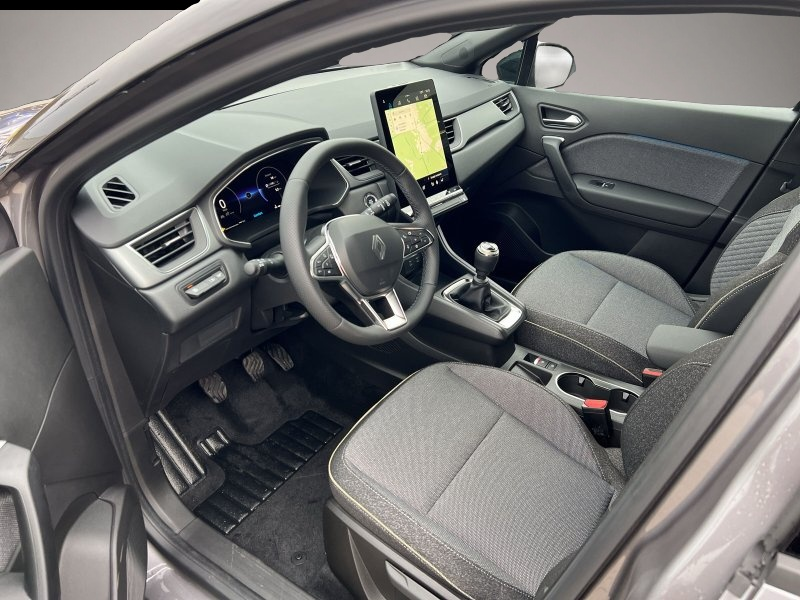 Renault Captur (03/2026, Benzin)