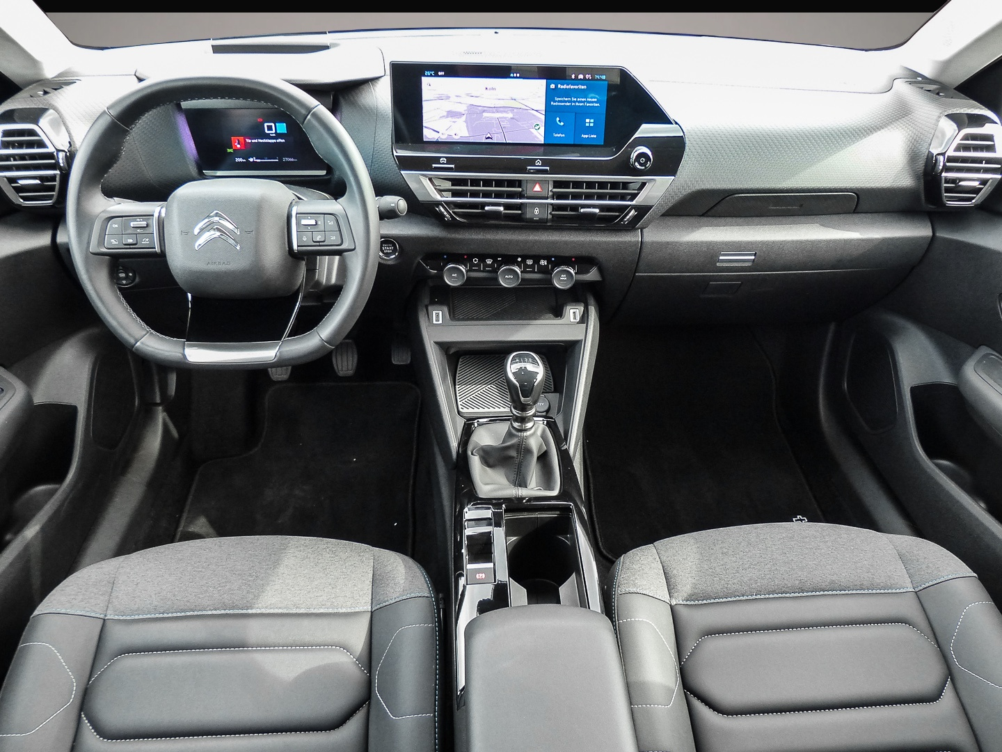Citroen C4 (01/2024, Benzin)