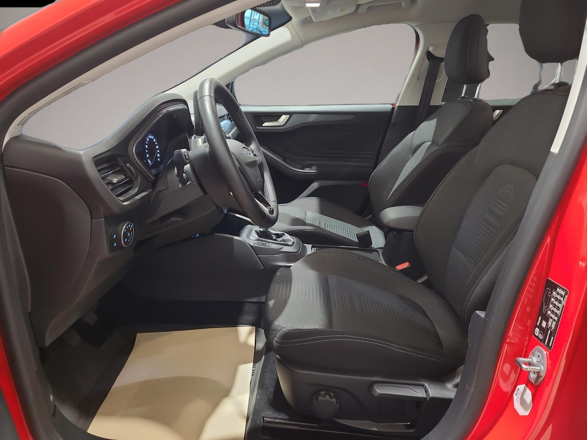 Ford Focus (02/2022, Benzin)