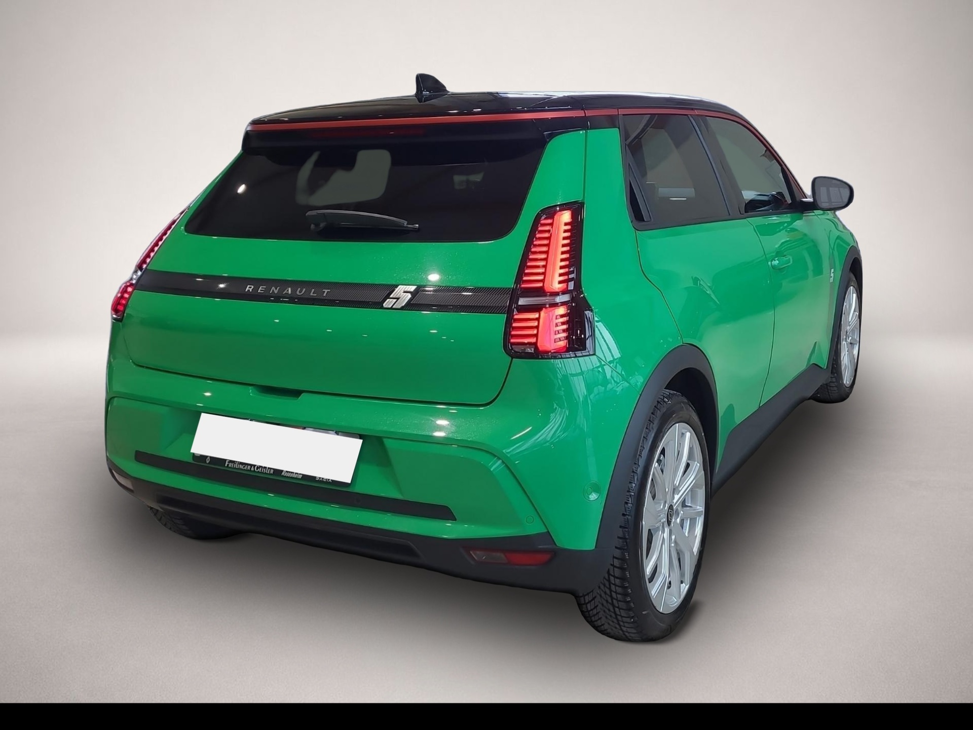 Renault R 5 (04/2025, ELECTRIC)