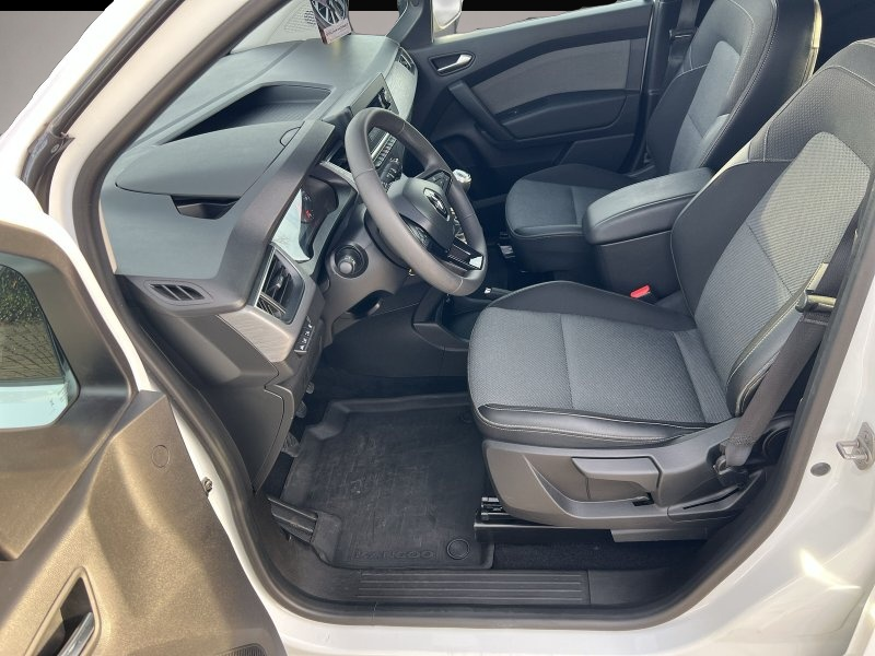 Renault Kangoo (04/2024, Benzin)