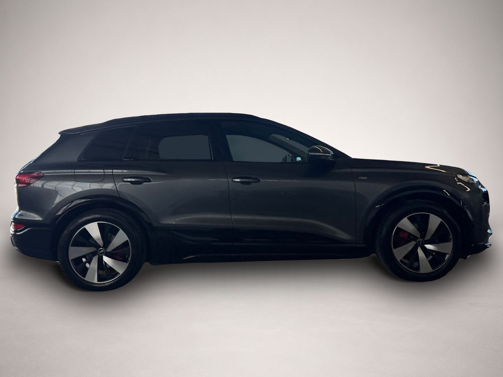 Audi Q6 e-tron (06/2025, ELECTRIC)