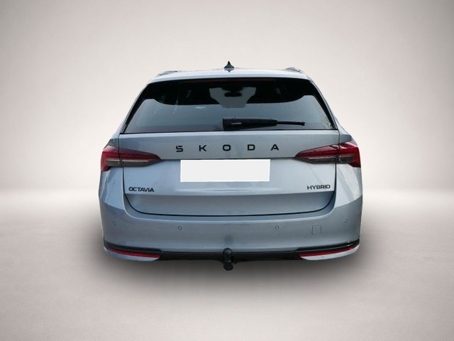 Skoda Octavia (02/2026, Benzin)
