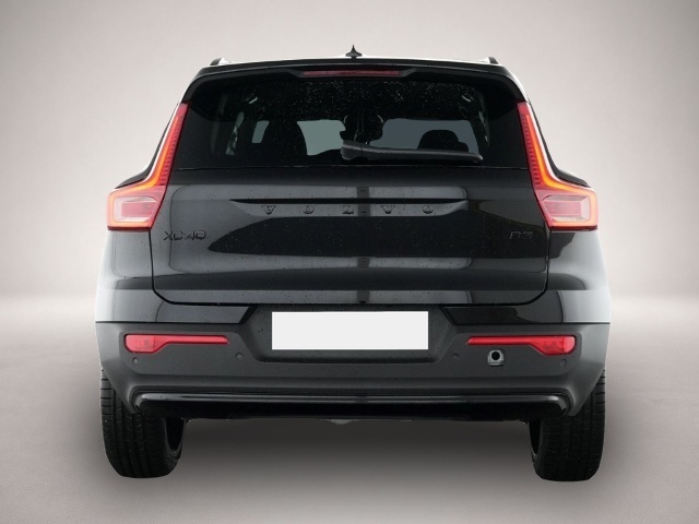 Volvo XC40 (04/2025, Benzin)