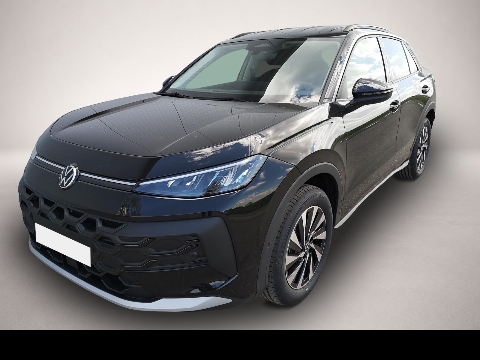 Volkswagen T-Roc (03/2026, Benzin)