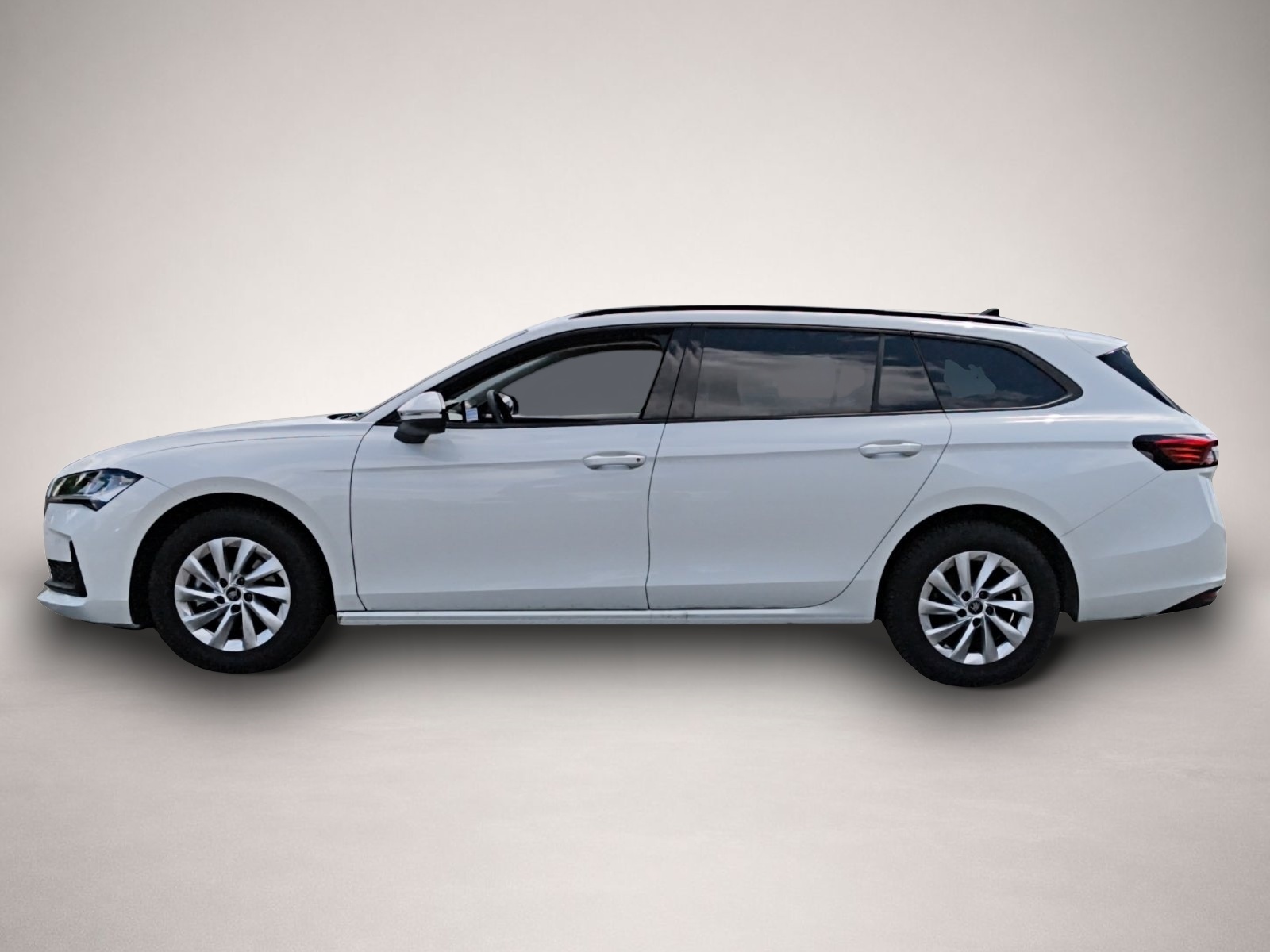 Skoda Superb (09/2025, Benzin)
