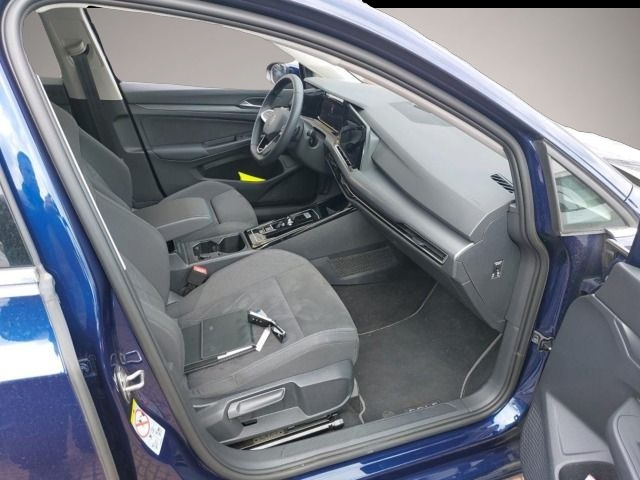 Volkswagen Golf (03/2024, Benzin)