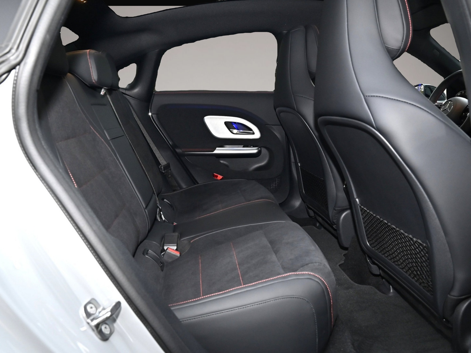 Mercedes-Benz CLA 250 (12/2025, ELECTRIC)