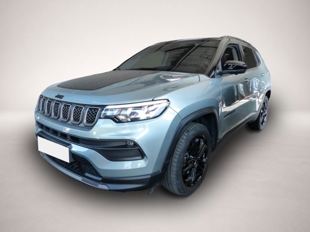 Jeep Compass (06/2023, Benzin)
