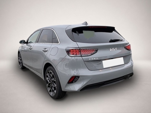 KIA cee'd / Ceed (03/2025, Benzin)