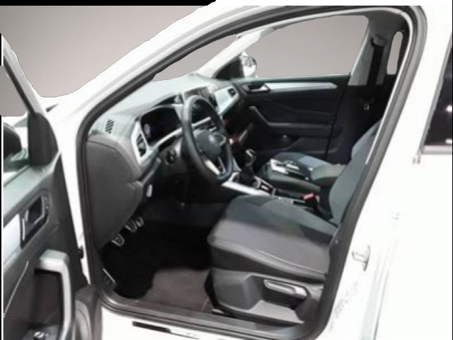 Volkswagen T-Roc (09/2025, Benzin)