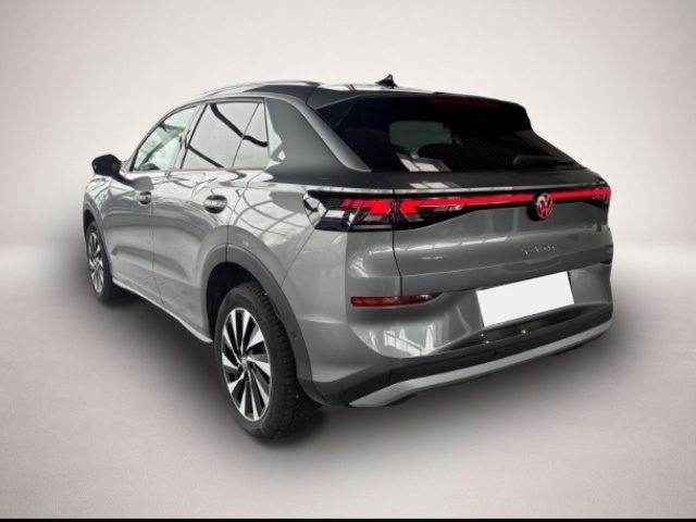 Volkswagen T-Roc (03/2026, Benzin)