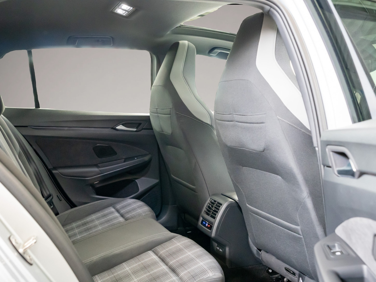 Volkswagen Golf (03/2024, Diesel)