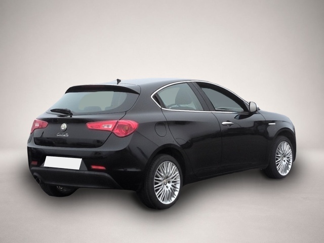 Alfa-Romeo Giulietta (05/2011, Benzin)