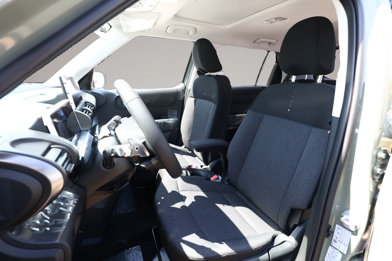 Hyundai INSTER (06/2026, ELECTRIC)
