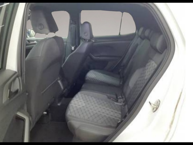 Volkswagen T-Cross (10/2025, Benzin)
