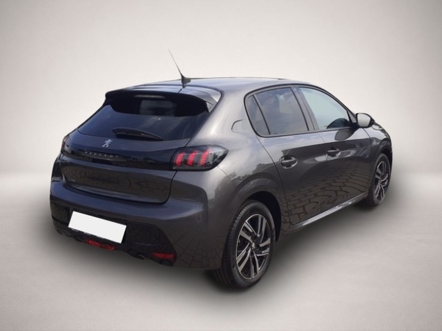 Peugeot 208 (10/2022, Benzin)