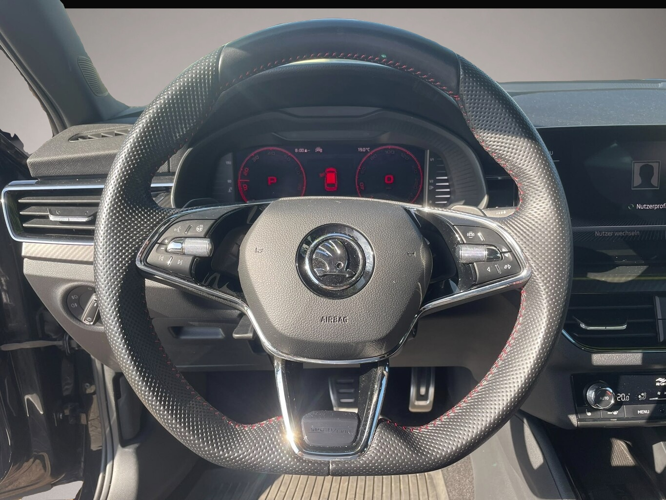 Skoda Scala (08/2022, Benzin)