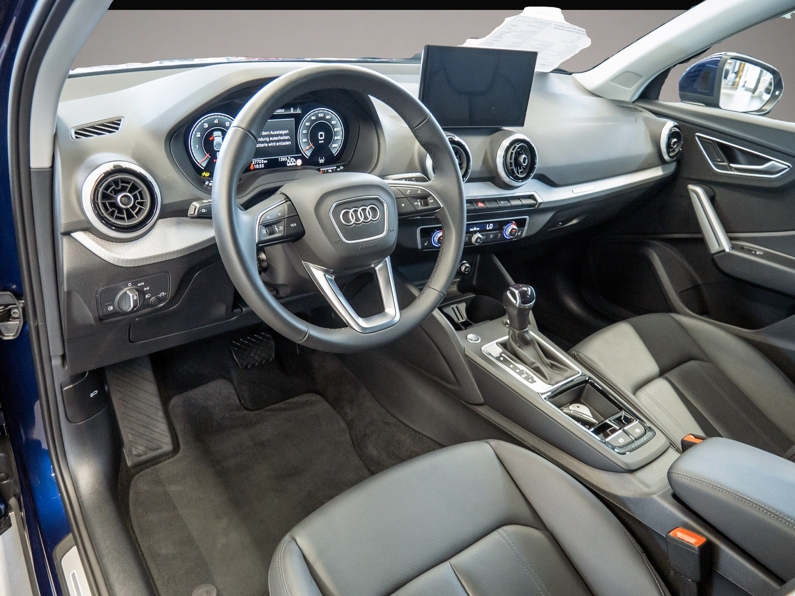Audi Q2 (10/2025, Benzin)