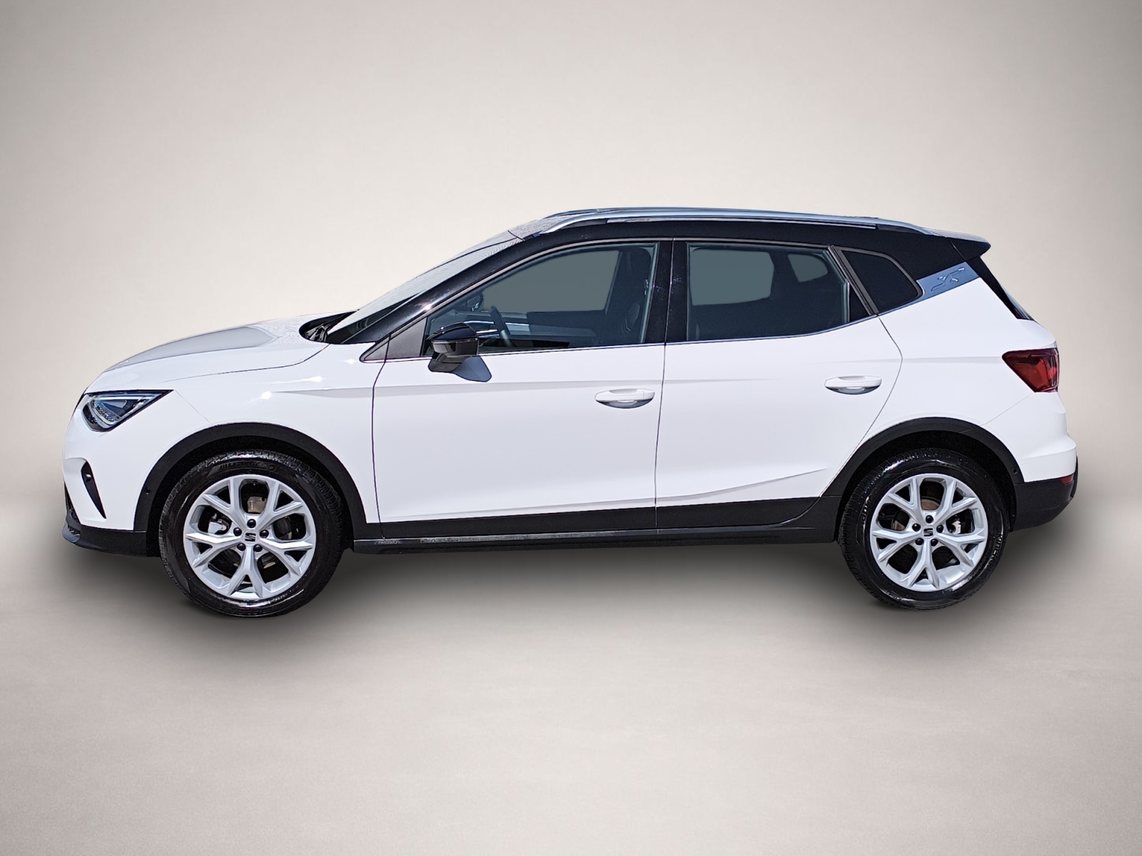 Seat Arona (04/2023, Benzin)