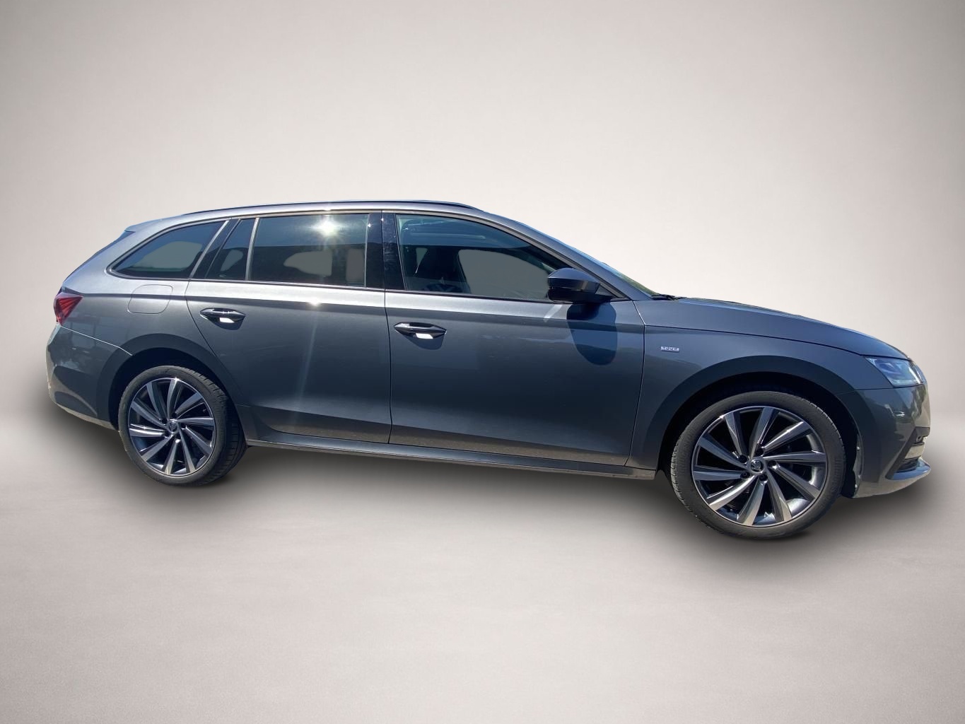 Skoda Octavia (12/2022, )