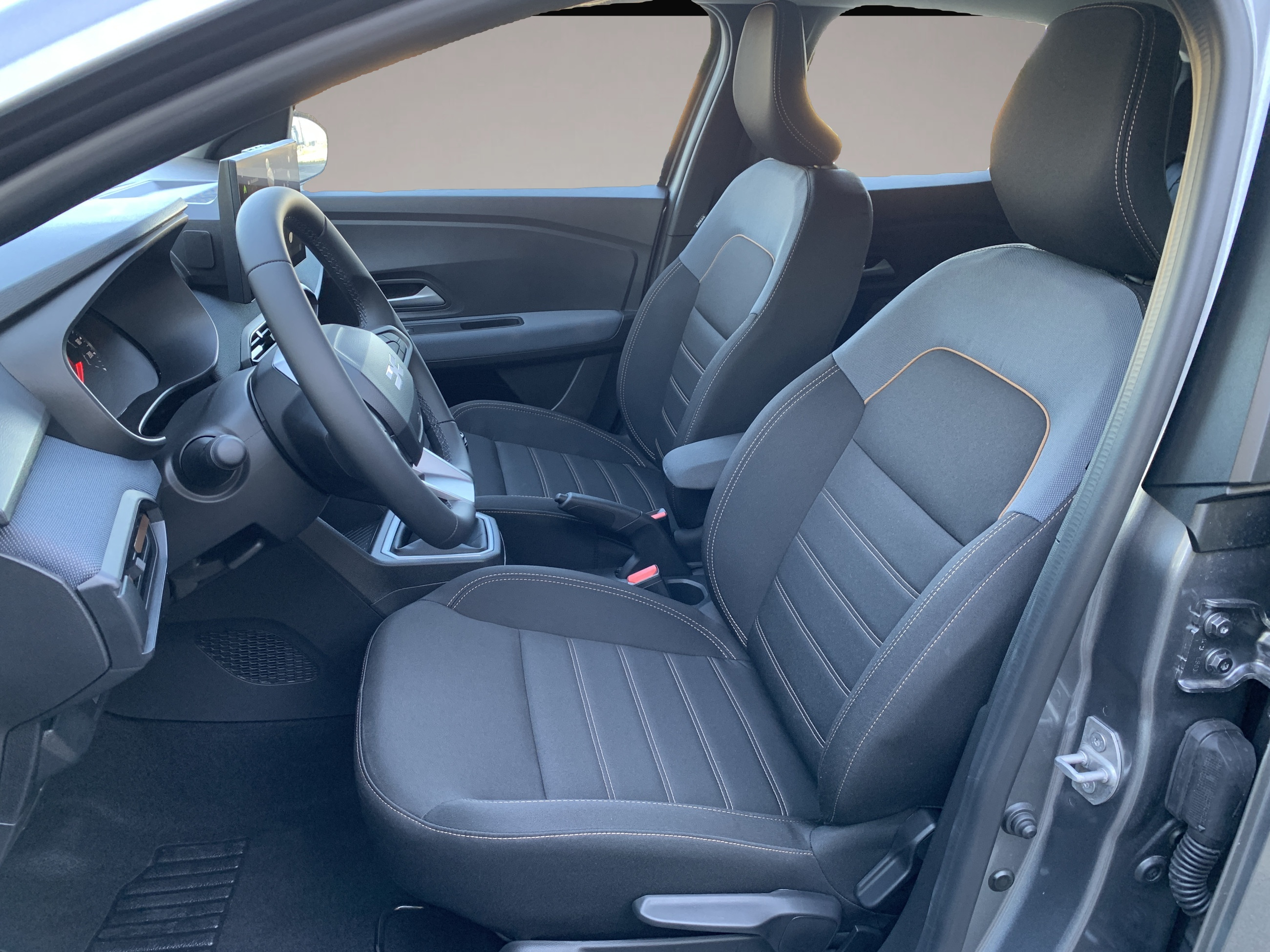 Dacia Sandero (06/2026, Benzin)