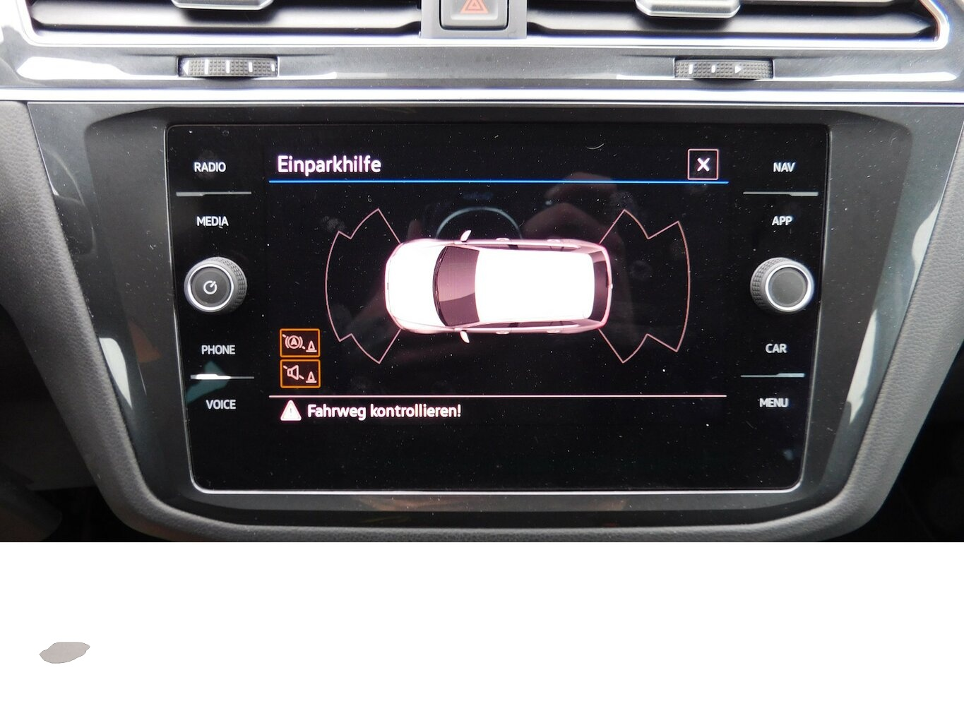 Volkswagen Tiguan (03/2021, Benzin)