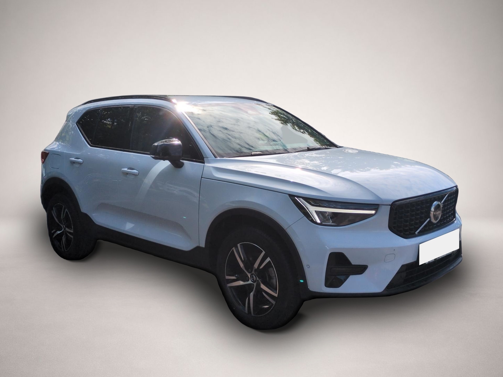 Volvo XC40 (08/2025, Benzin)