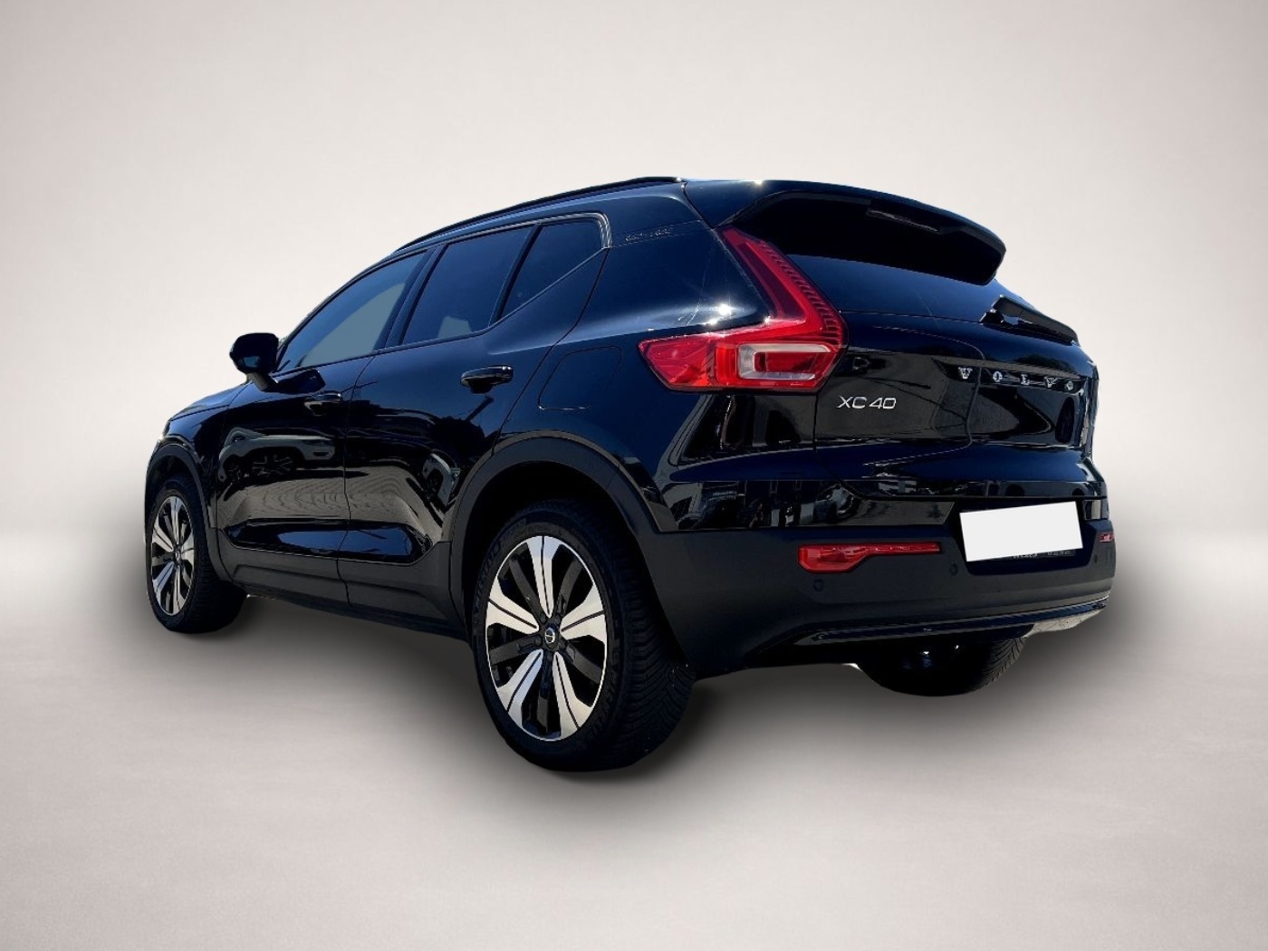 Volvo XC40 (12/2022, ELECTRIC)
