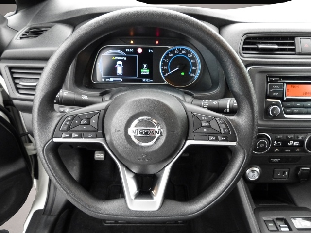Nissan Leaf (09/2021, ELECTRIC)