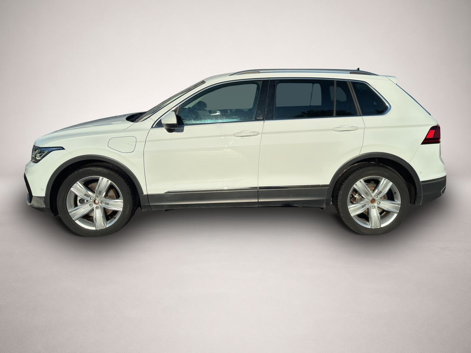 Volkswagen Tiguan (10/2022, Hybrid (Benzin/Elektro))