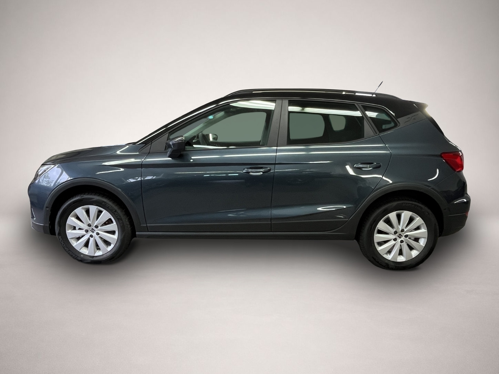 Seat Arona (09/2025, Benzin)