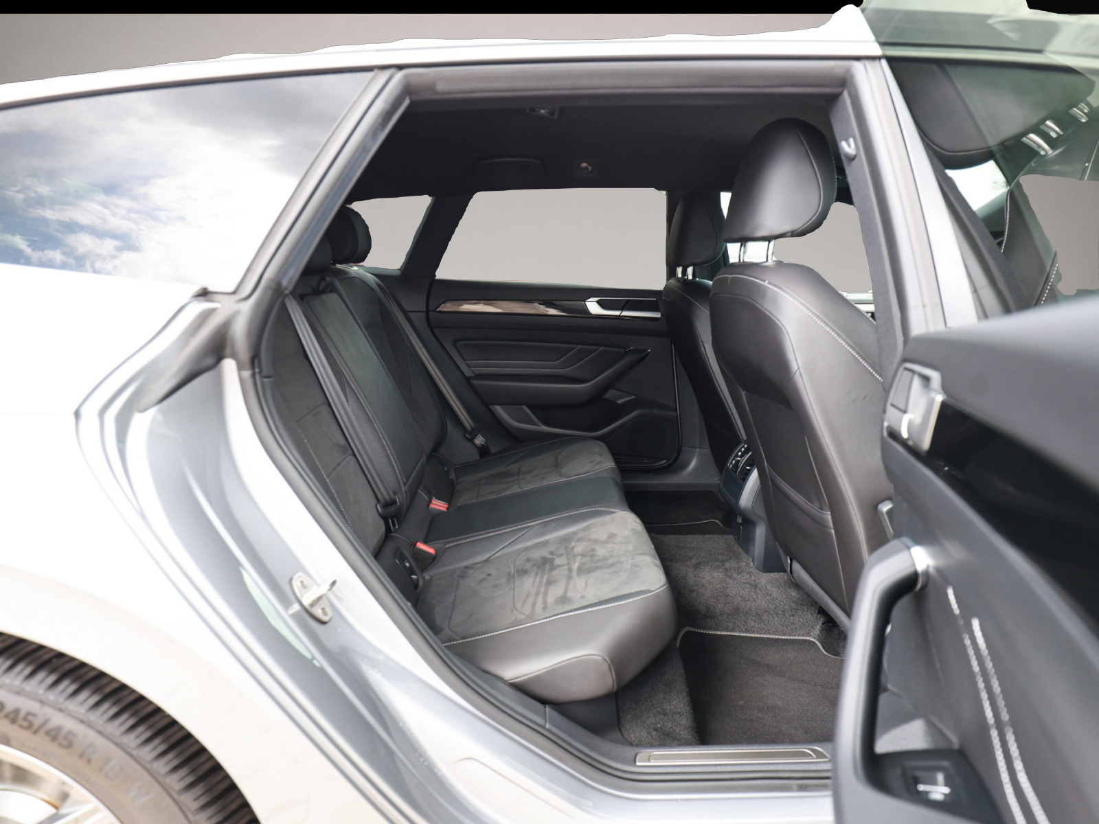 Volkswagen Arteon (04/2023, Diesel)