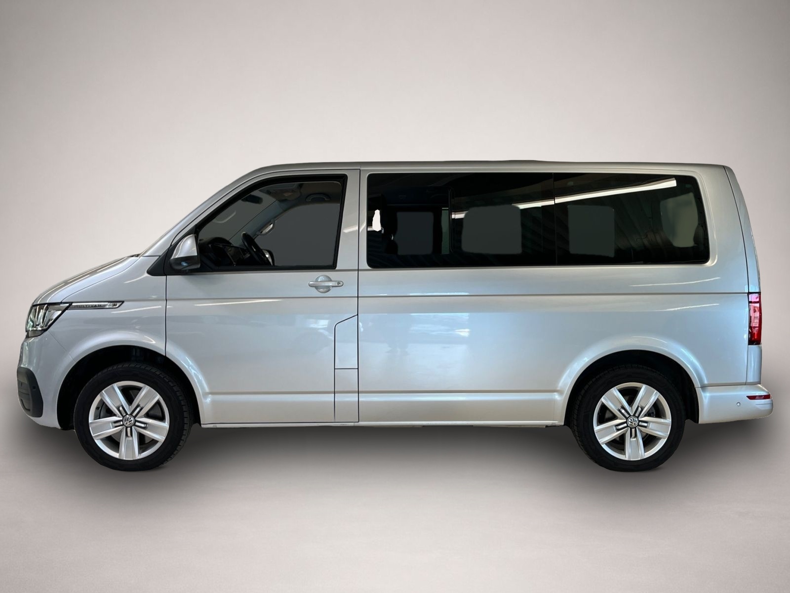 Volkswagen T6 Multivan (08/2023, Diesel)