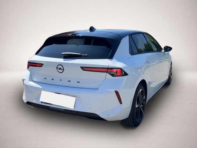 Opel Astra (05/2025, Benzin)