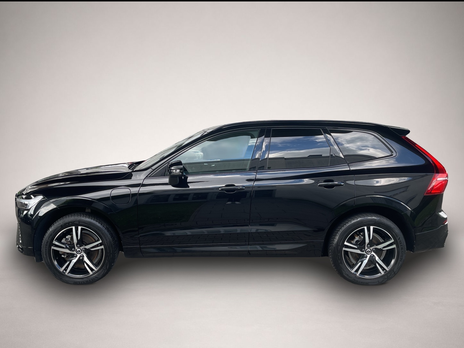 Volvo XC60 (04/2022, )