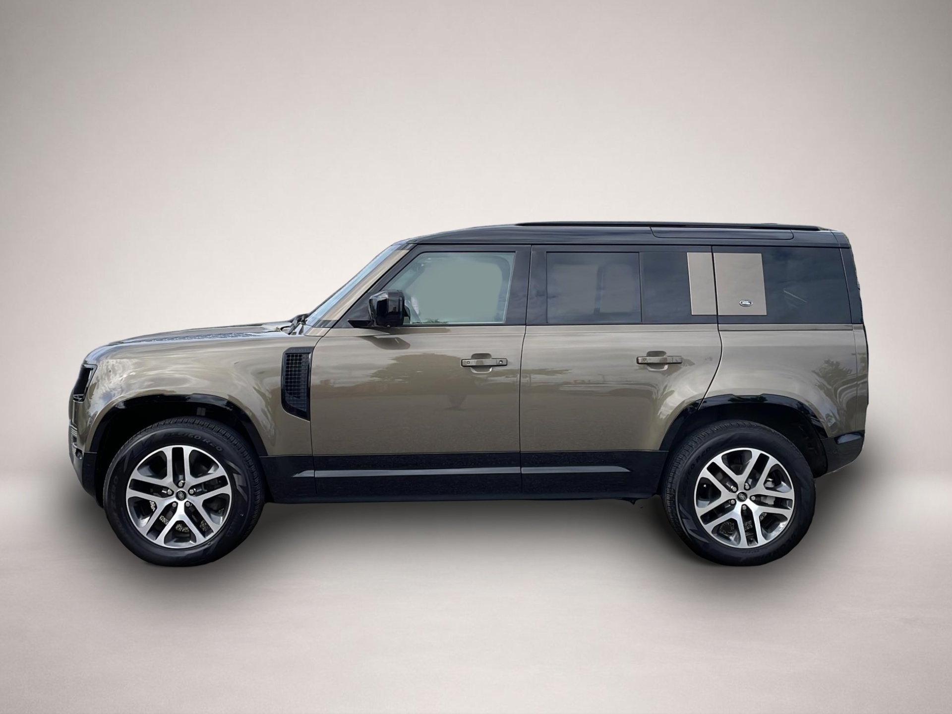 Land-Rover Defender (04/2023, Diesel)