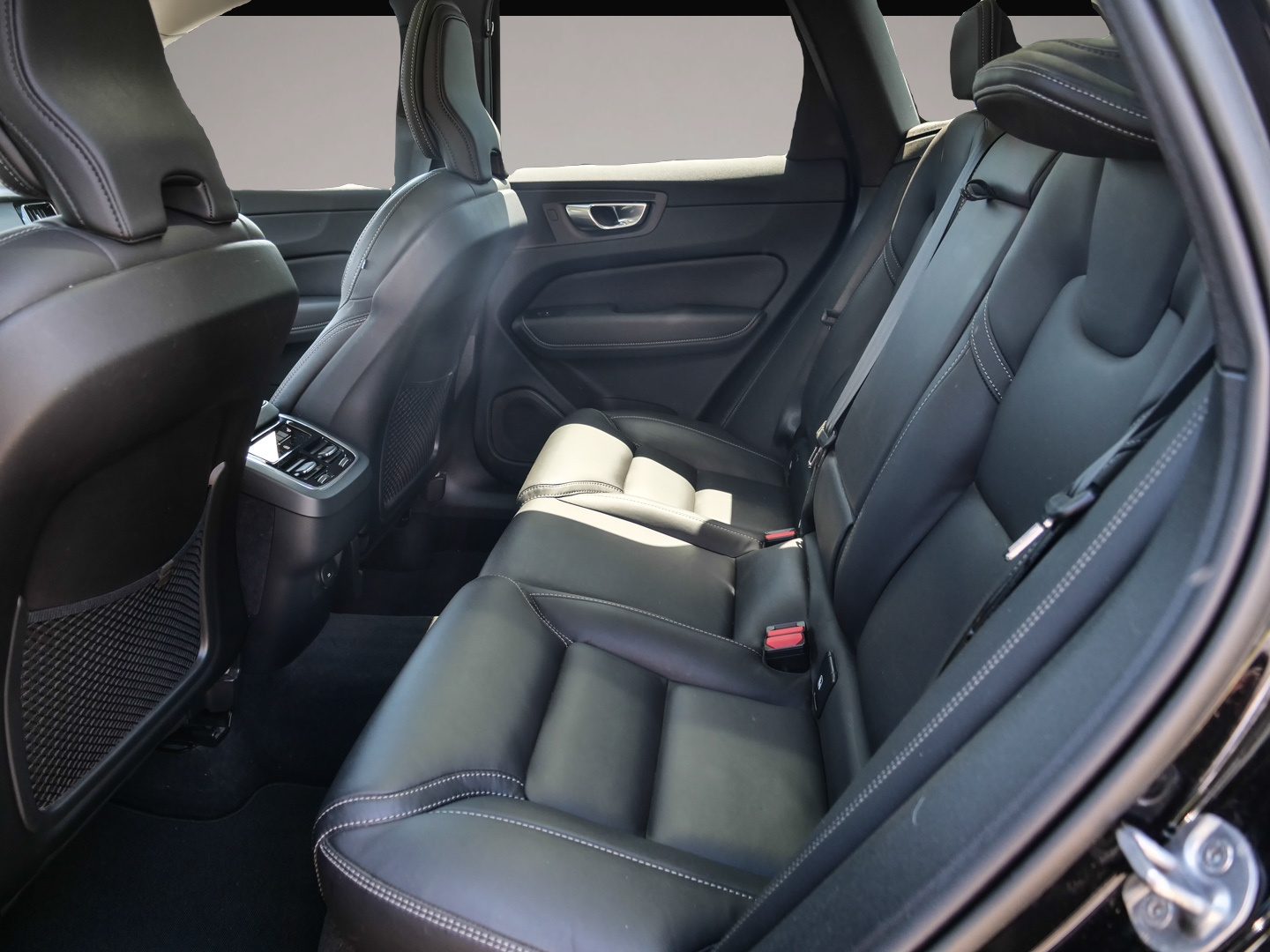 Volvo XC60 (06/2023, Diesel)