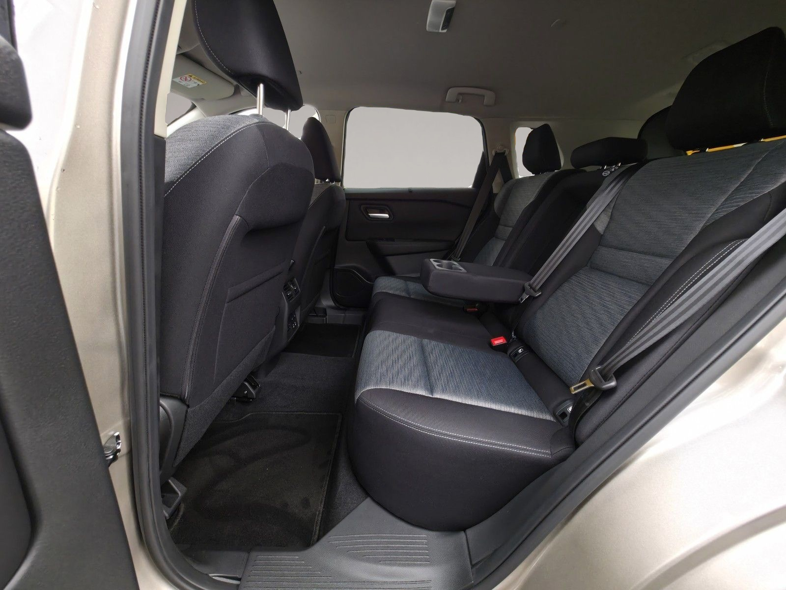 Nissan X-Trail (02/2026, Hybrid (Benzin/Elektro))